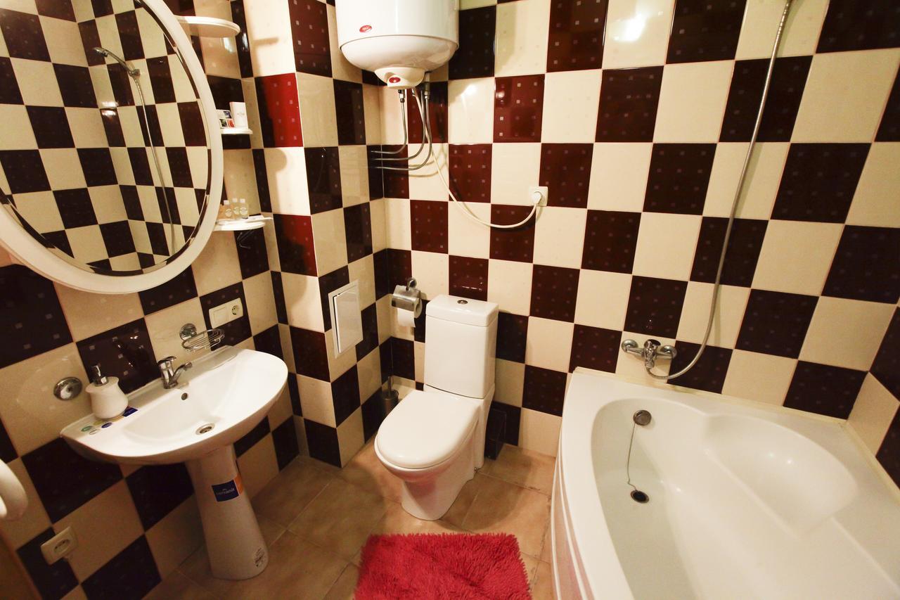 Botanic Apartments Pechersk Kiev Buitenkant foto