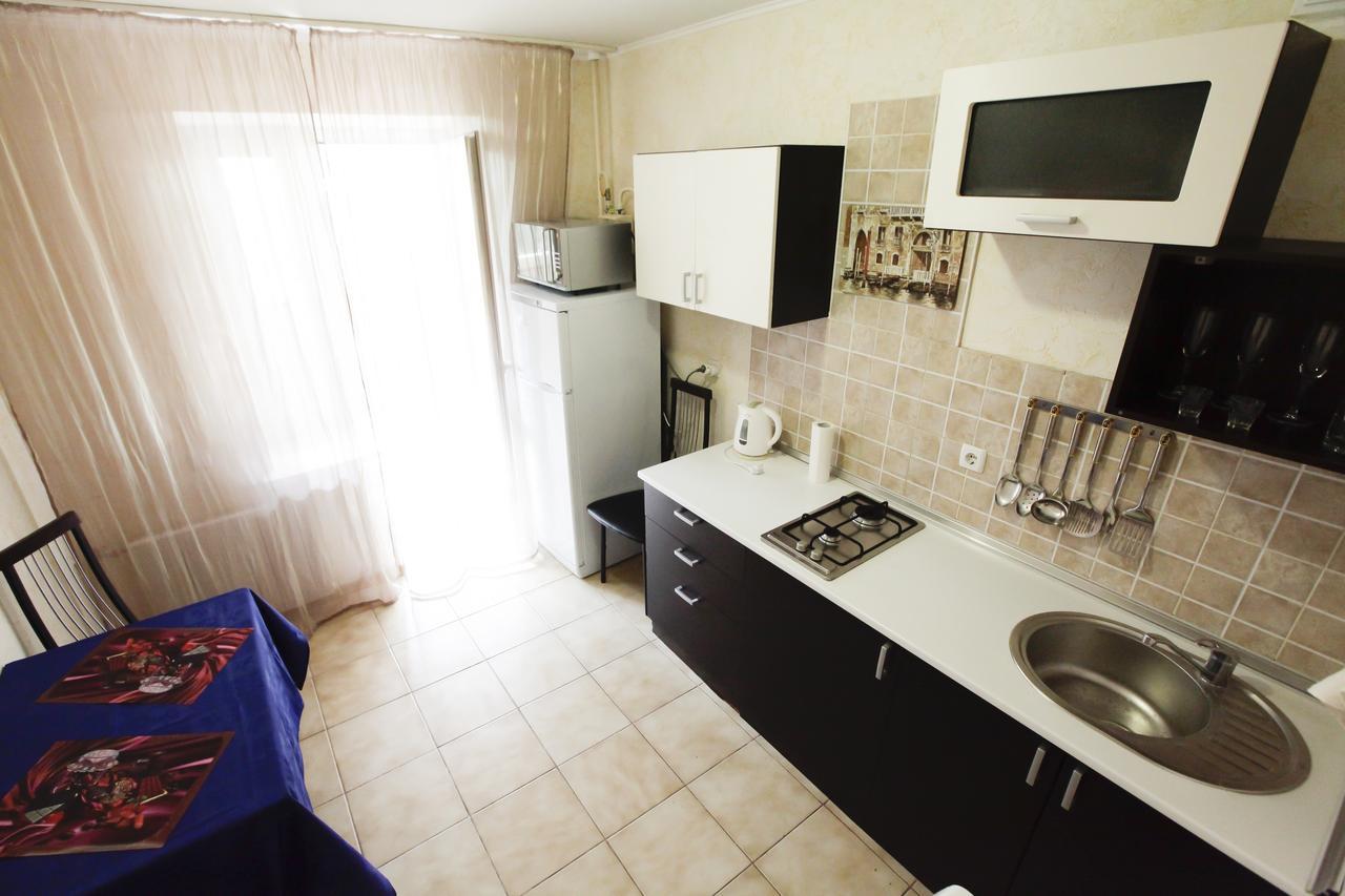 Botanic Apartments Pechersk Kiev Buitenkant foto